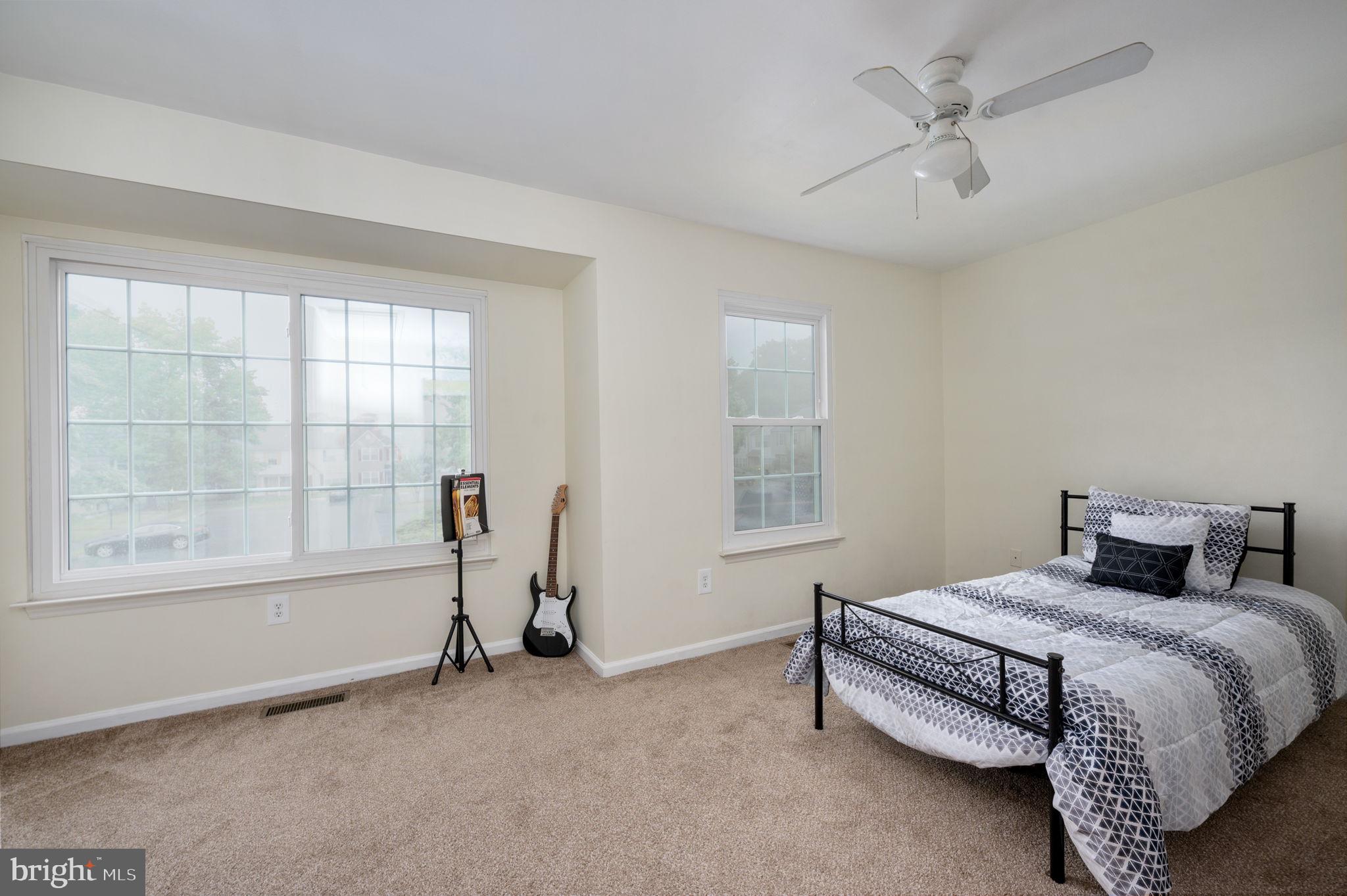 VILLAGES OF SALEM STATION - Residential