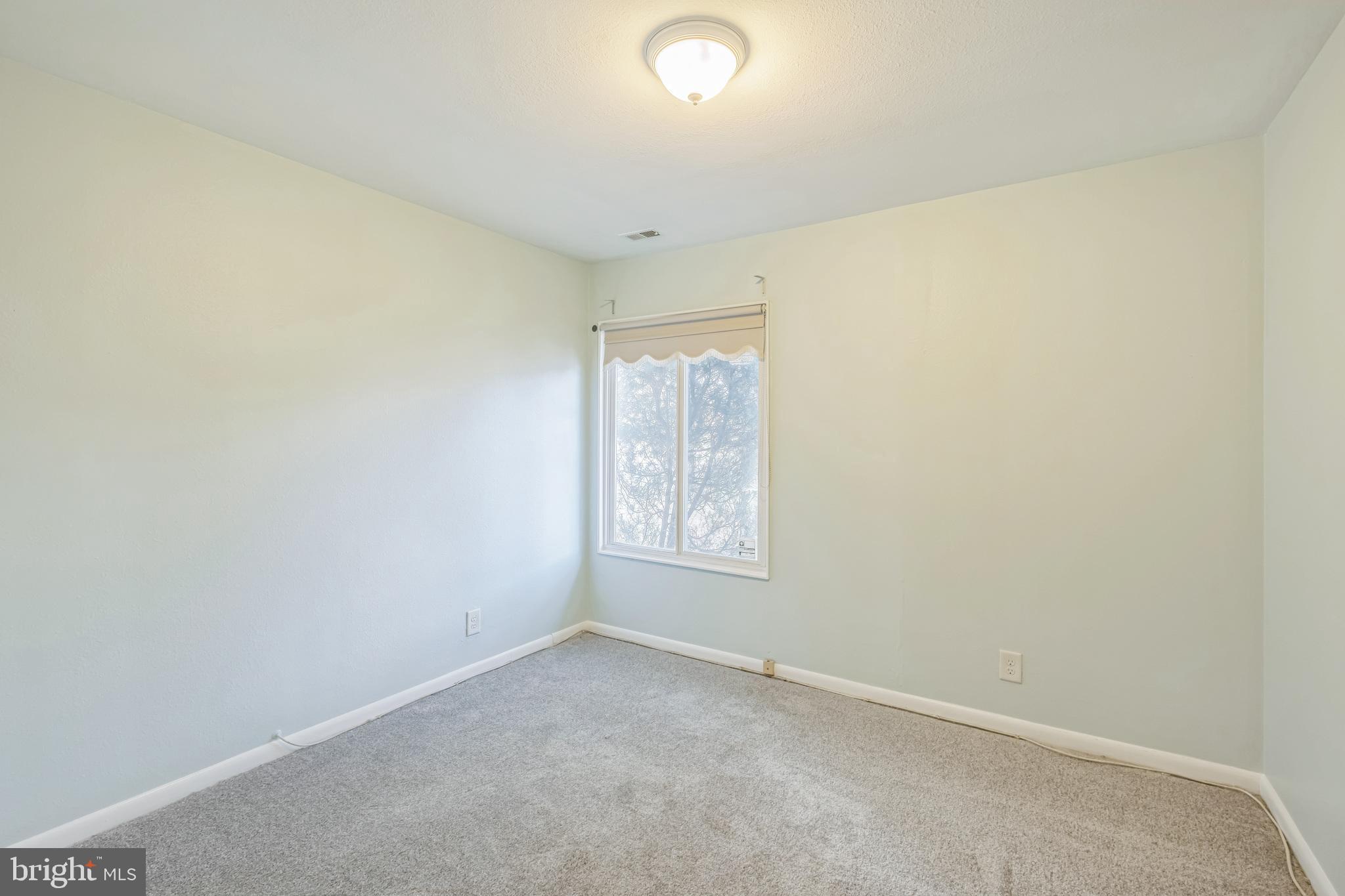 ROSSMOOR MUTUAL #10 - Residential Lease