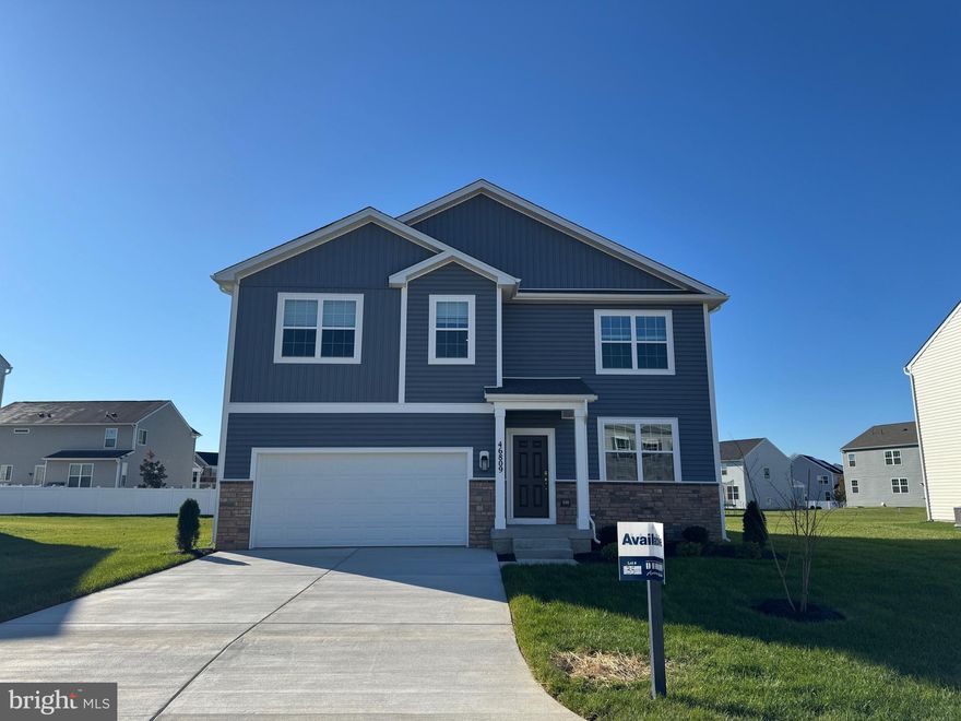 On the Cul De Sac! Quick move-in opportunity! The Hayden is a spacious two-story plan with 5 bedrooms and 3 bathrooms in 2,511 square feet above ground. The main level features a flex room adjacent to the foyer, ideal for a formal dining room or home office. The gourmet kitchen has an oversized island for extra seating and a large pantry, and it opens to the dining area and a spacious living room. A bedroom with a full bathroom completes the main level. The owner’s suite on the second level offers a luxurious owner’s bath with plenty of space, large shower, private bathroom, double vanities and a large walk-in closet. There are 3 additional bedrooms, a full bathroom, a walk-in laundry room, and a loft-style living room on the second level perfect for a play area. Quality materials and workmanship throughout, with superior attention to detail, plus 1/2/10 year builder warranties. Every DR Horton home is equipped with a smart home package provided by Safe Haven, which includes light switches, Echo, front door camera and keypad lock.