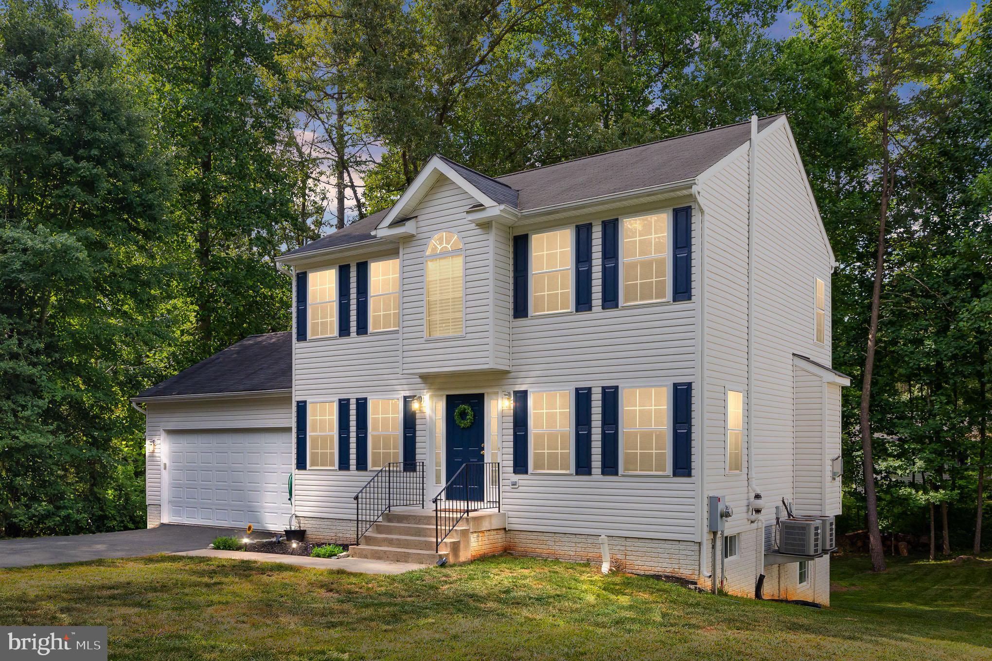 LAKE LAND OR - Residential