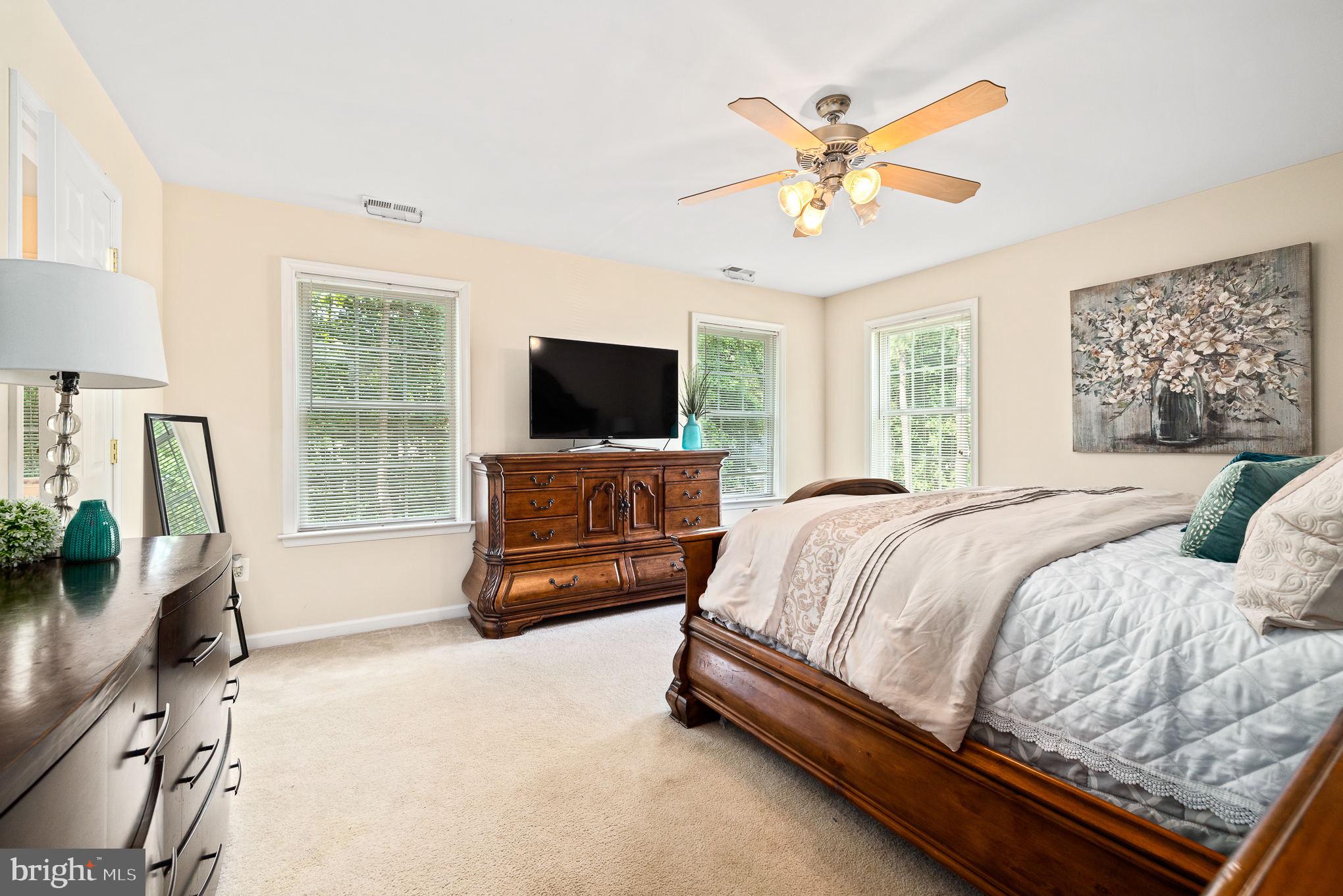 LAKE LAND OR - Residential