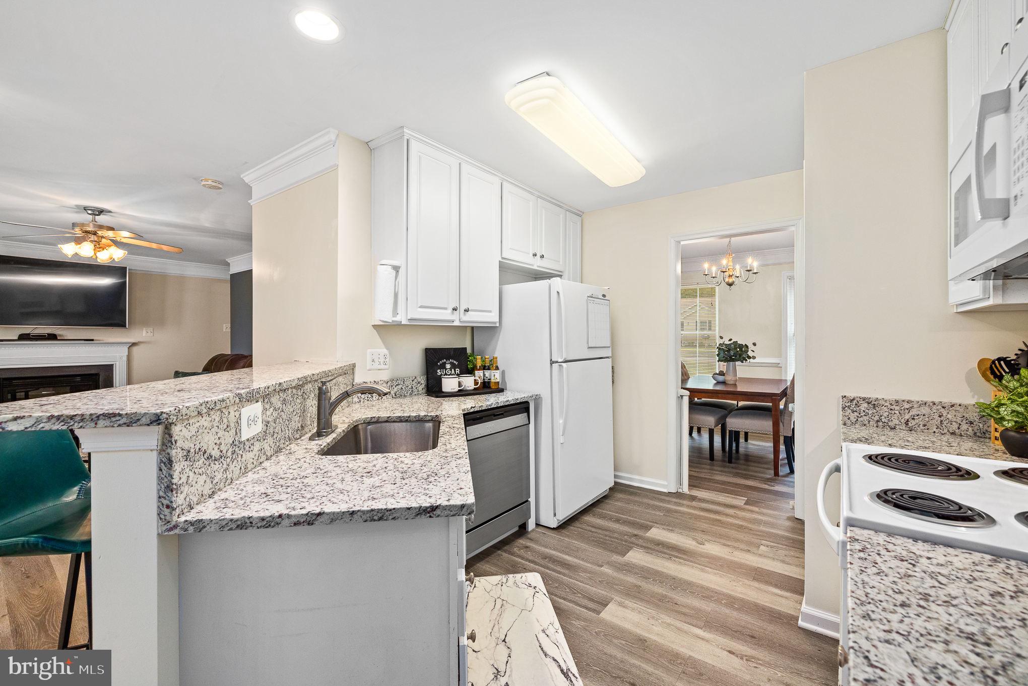 LAKE LAND OR - Residential