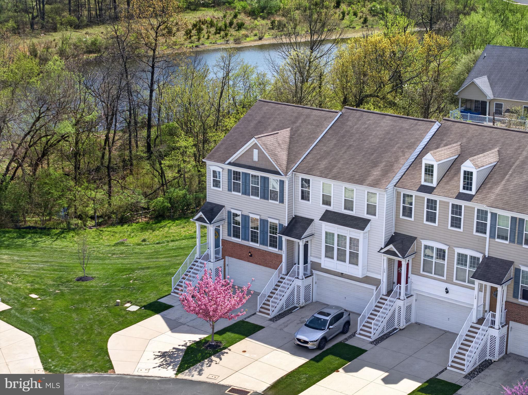 MONTGOMERY POINTE - Residential