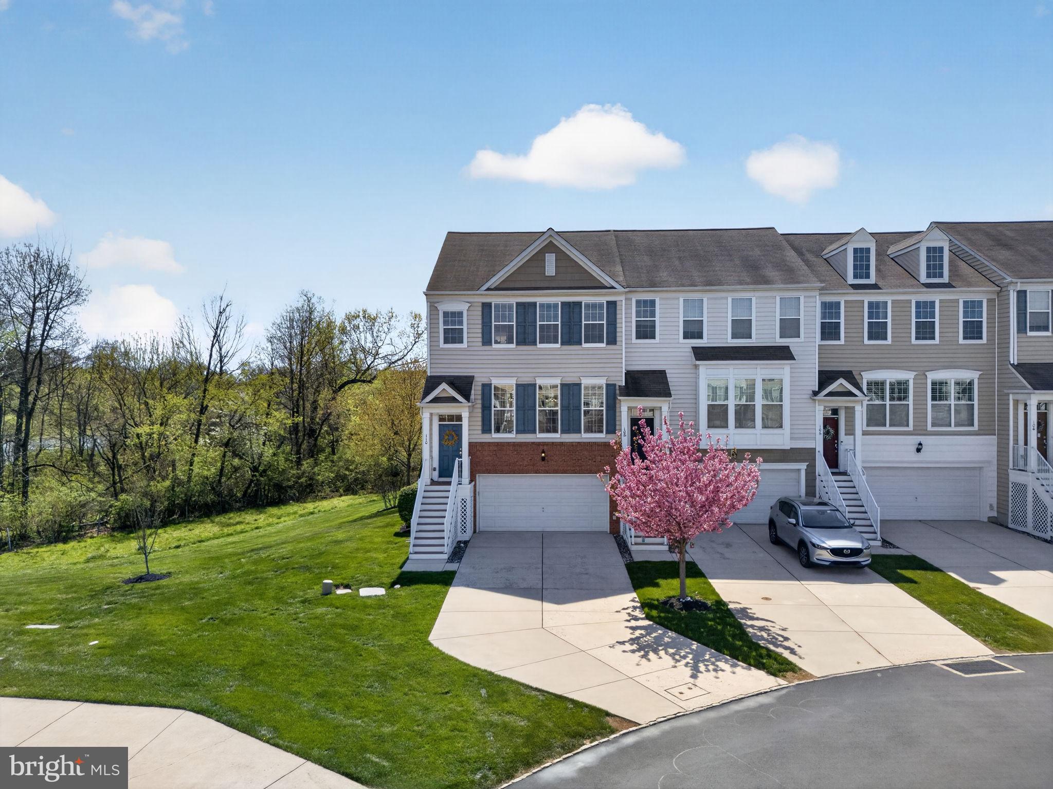 MONTGOMERY POINTE - Residential