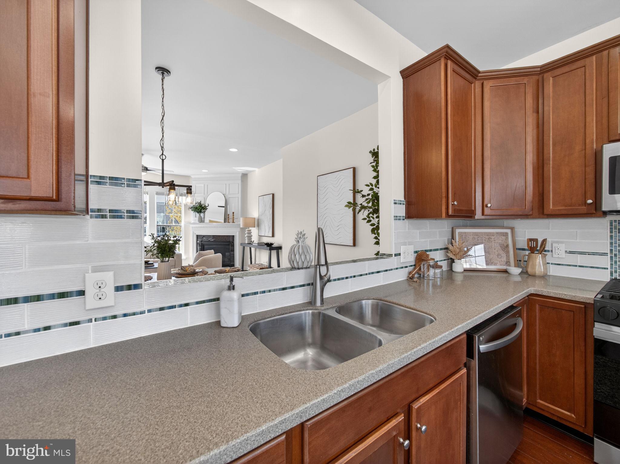 MONTGOMERY POINTE - Residential