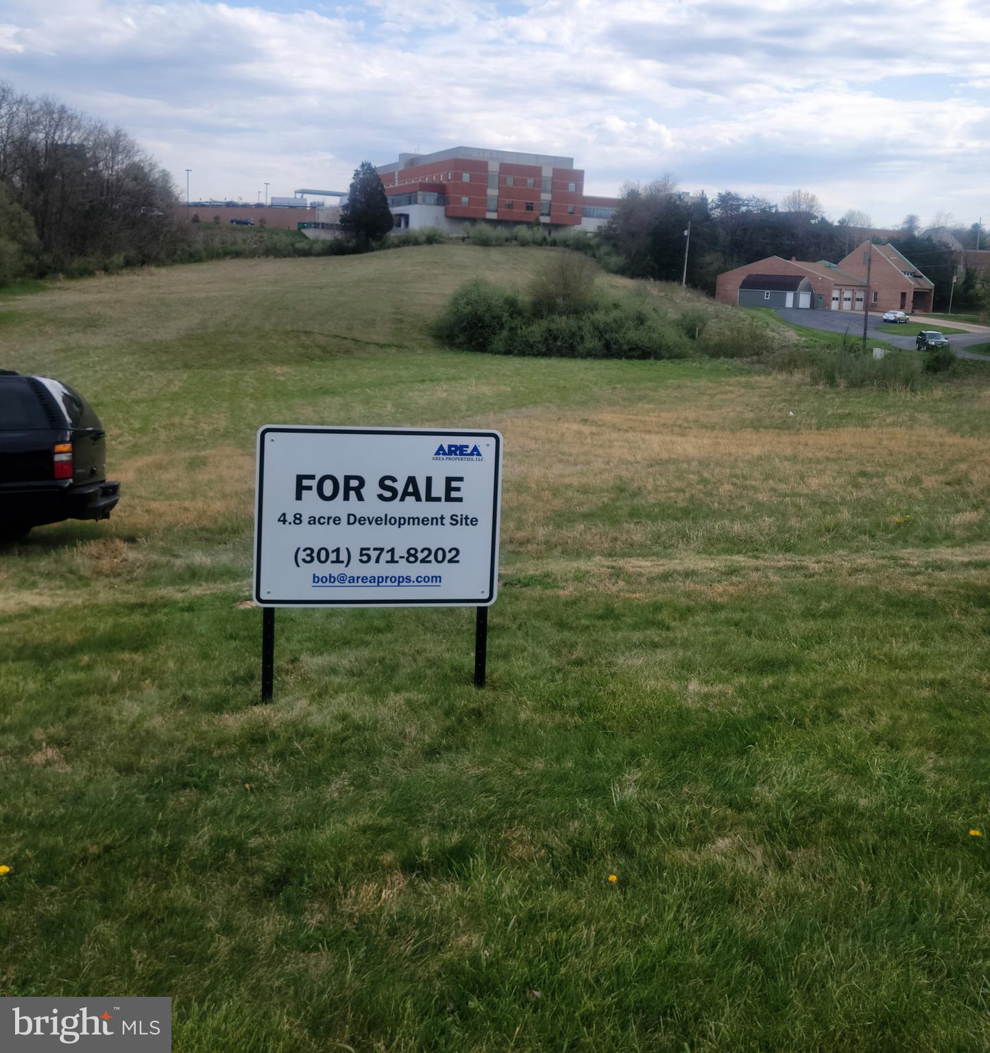 W MAIN STREET & MEMORIAL DRIVE