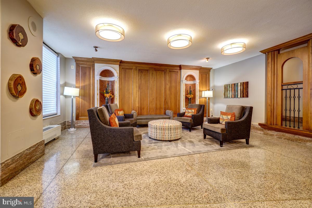 UNIVERSITY TOWERS CODM - Residential