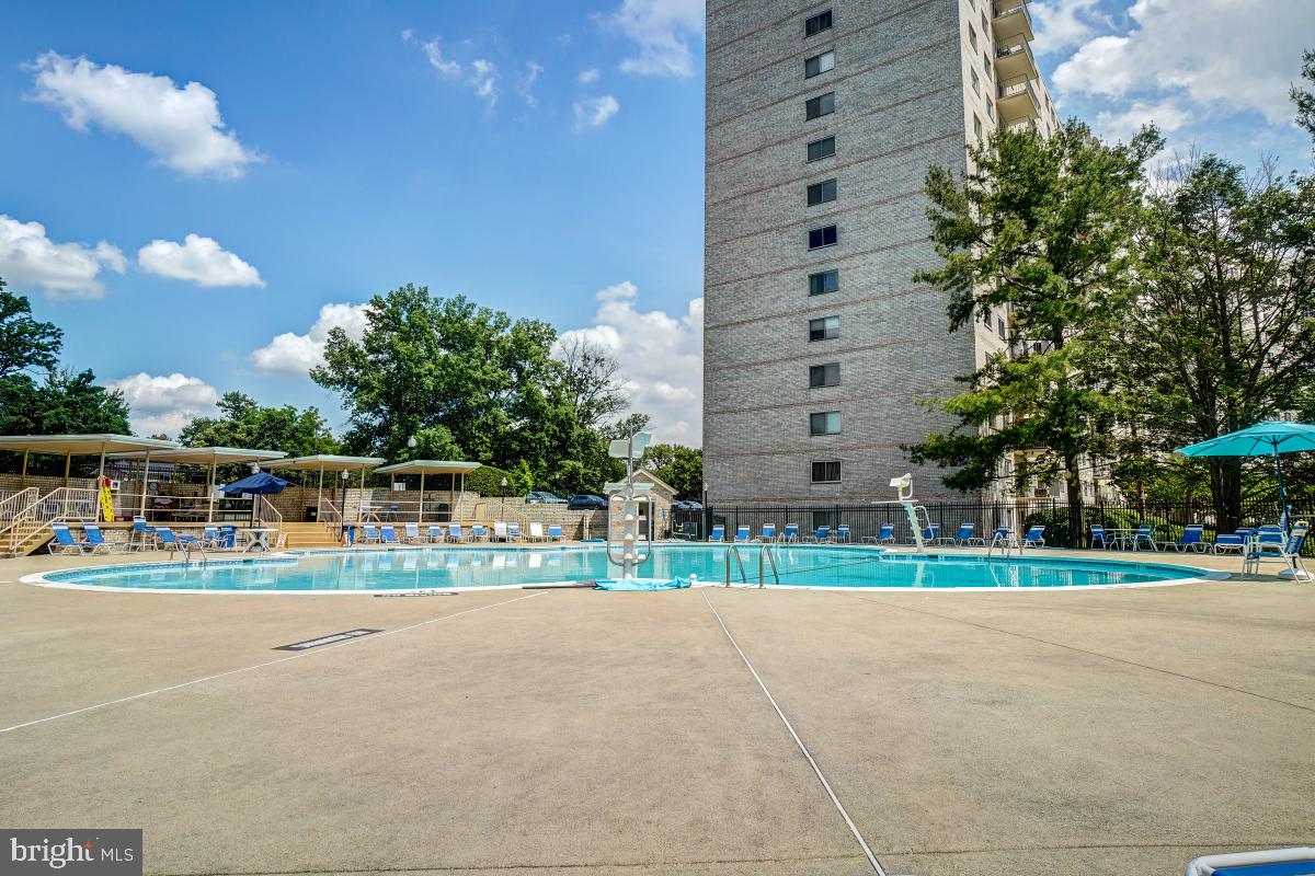 UNIVERSITY TOWERS CODM - Residential