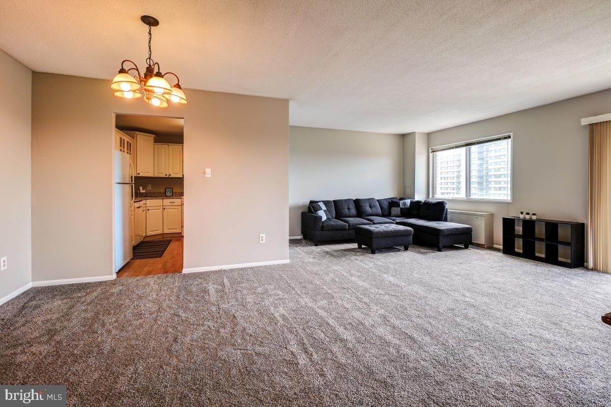 UNIVERSITY TOWERS CODM - Residential