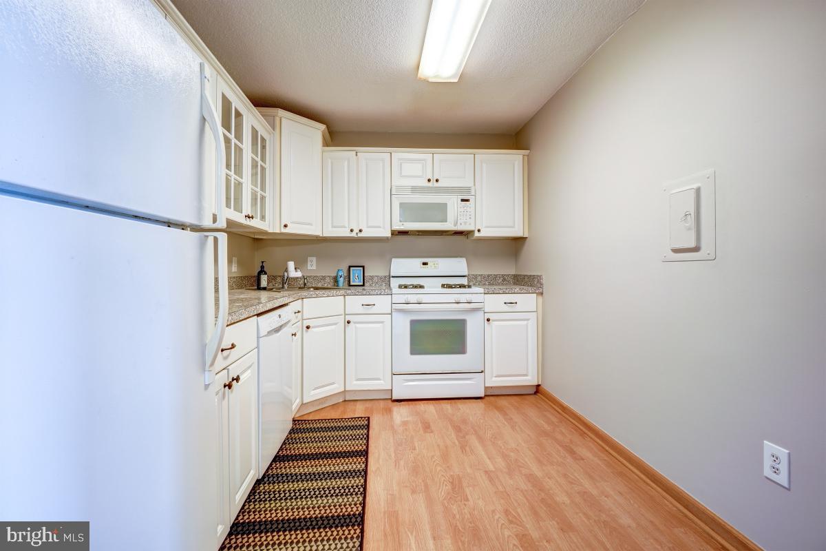 UNIVERSITY TOWERS CODM - Residential