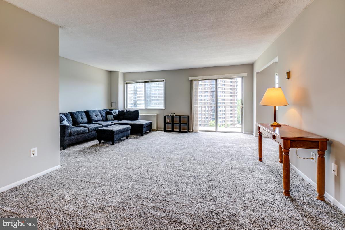 UNIVERSITY TOWERS CODM - Residential