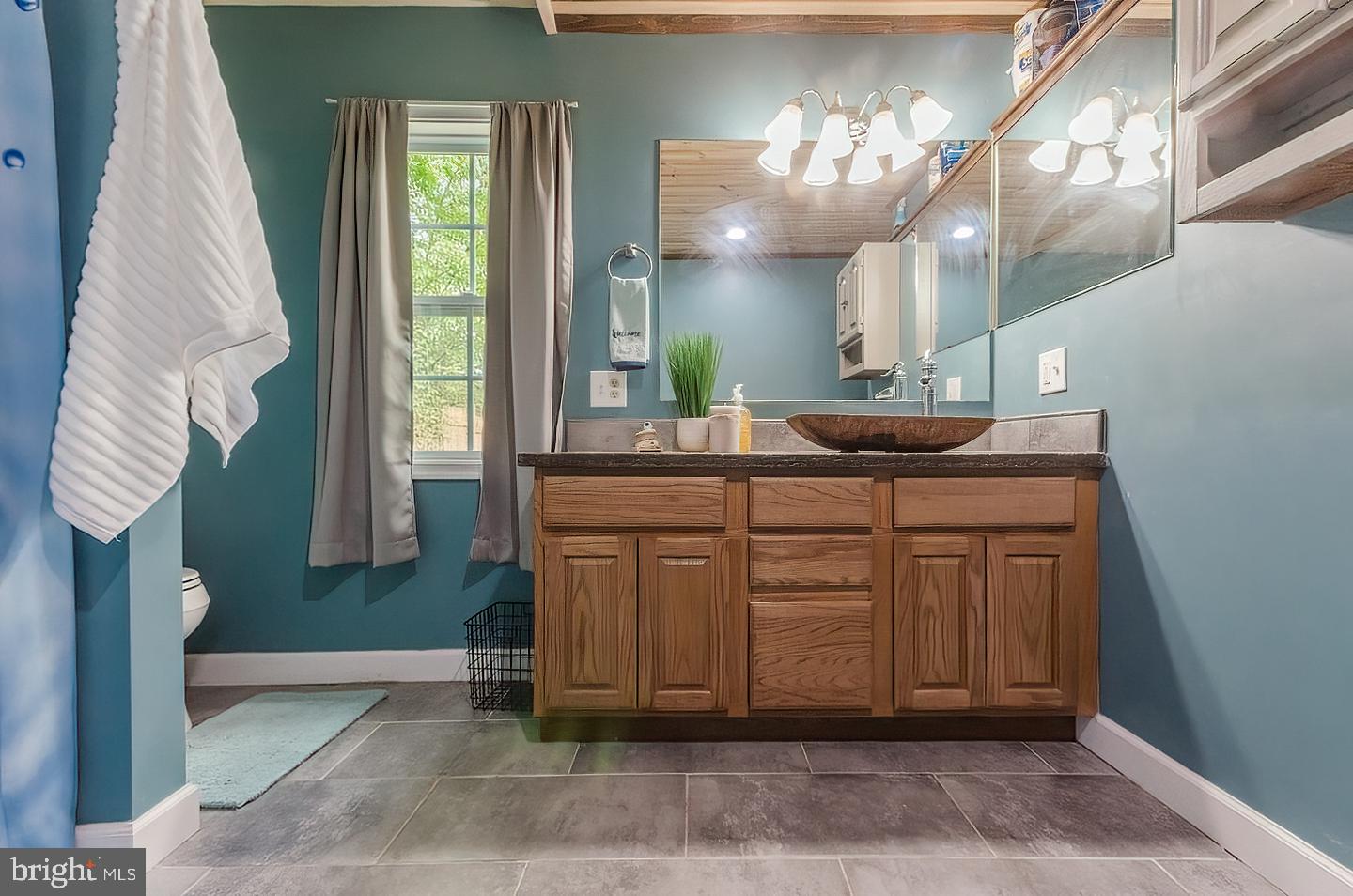 KEYES FERRY ACRES - Residential