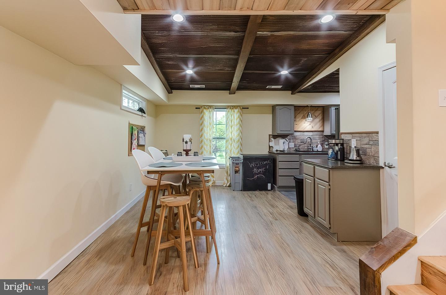 KEYES FERRY ACRES - Residential