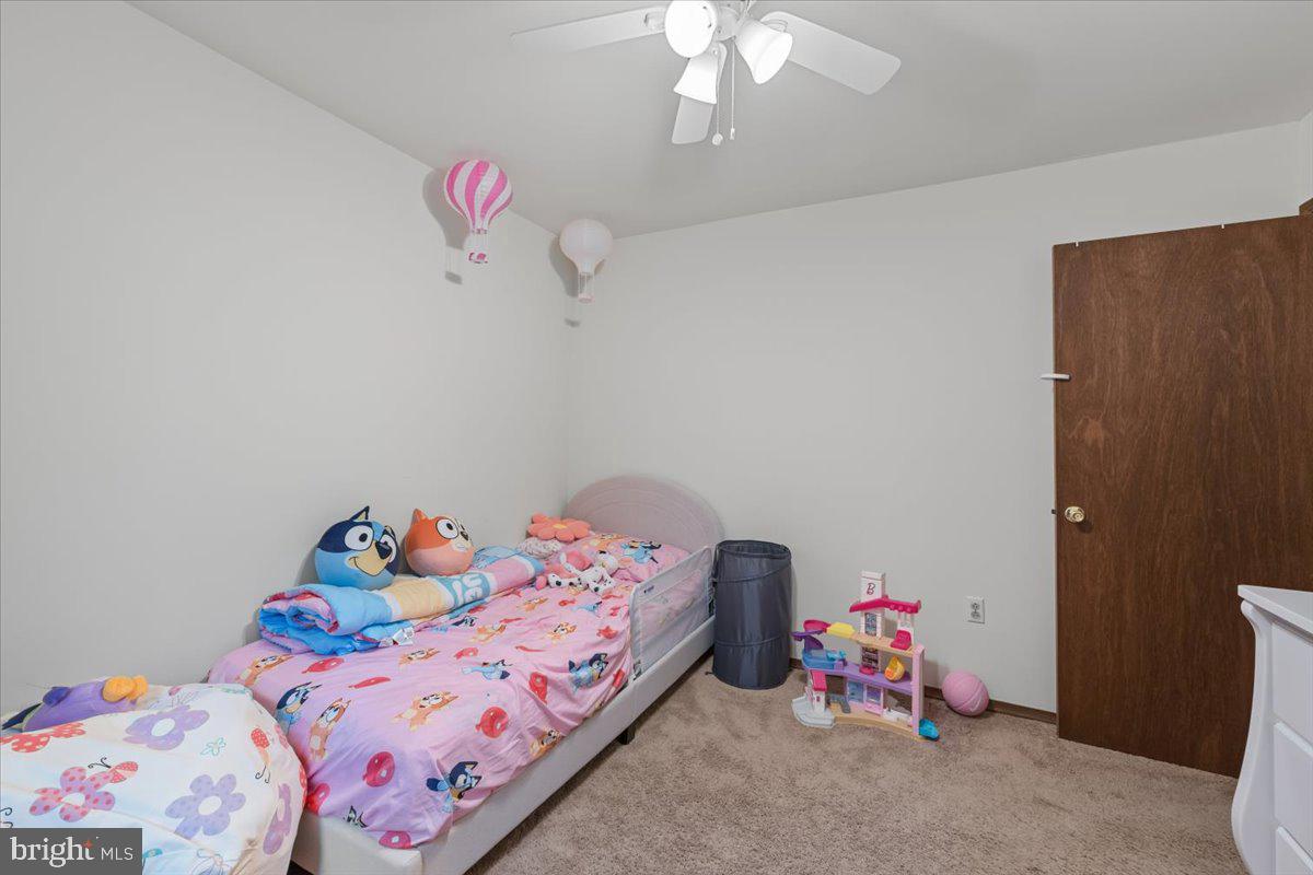 POCONO FARMS EAST - Residential