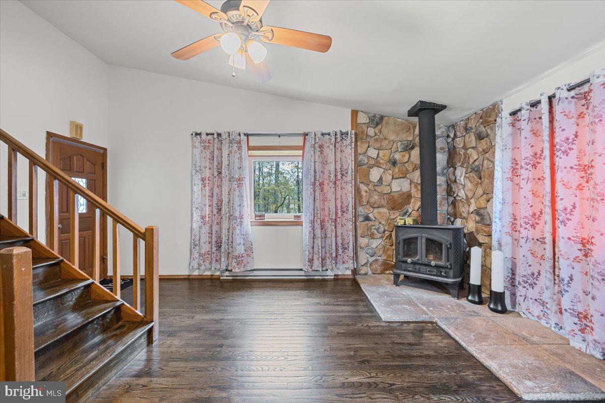 POCONO FARMS EAST - Residential