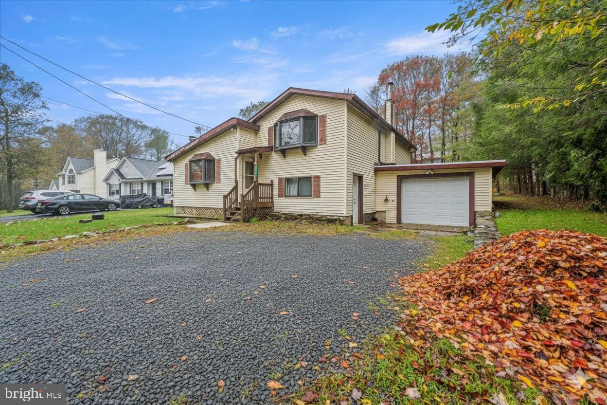 POCONO FARMS EAST - Residential