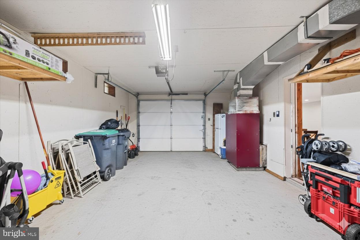 POCONO FARMS EAST - Residential