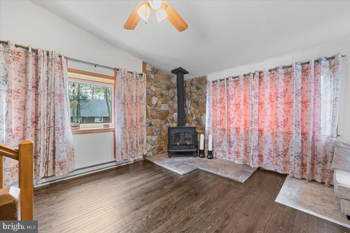 POCONO FARMS EAST - Residential