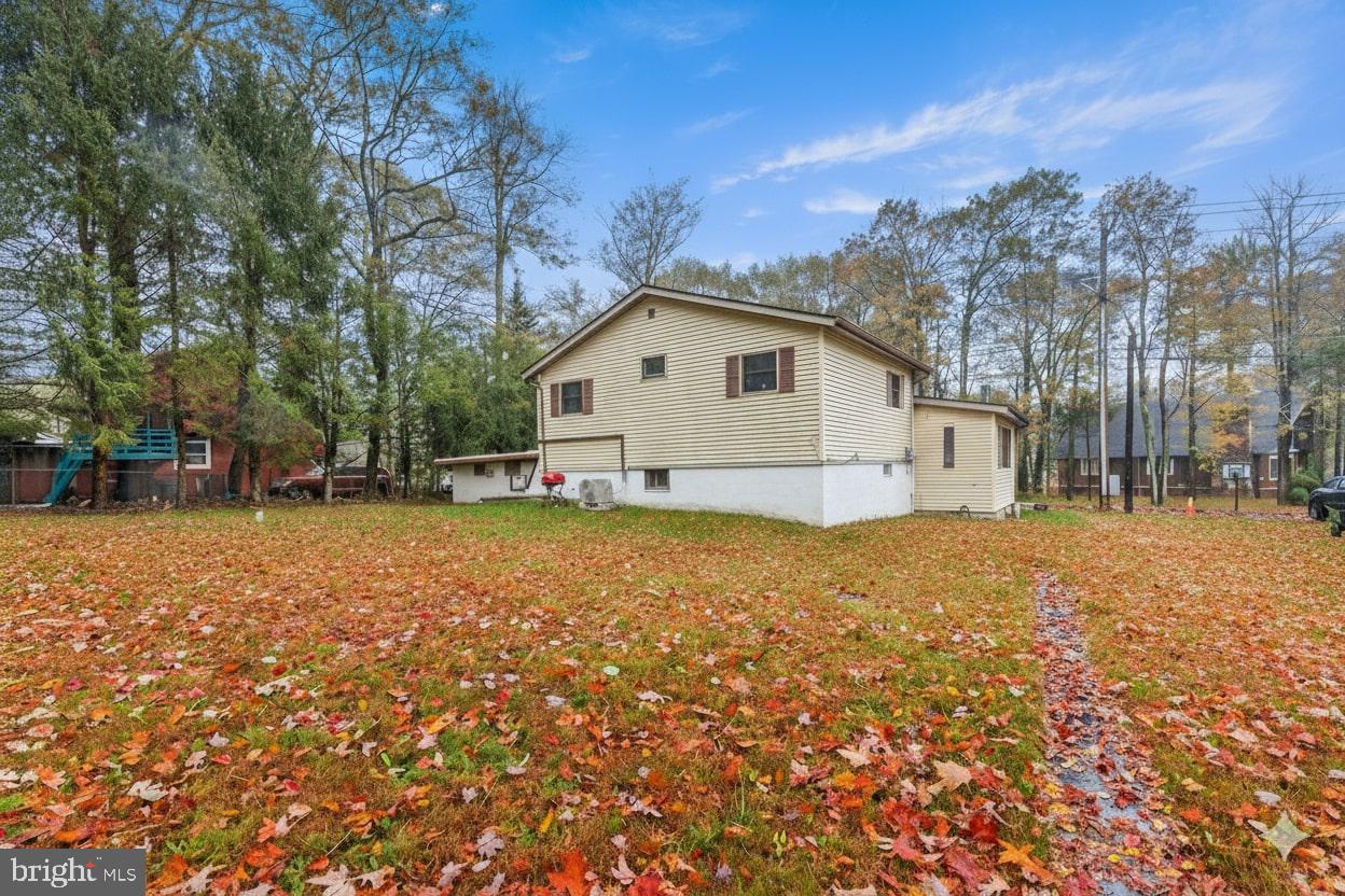 POCONO FARMS EAST - Residential