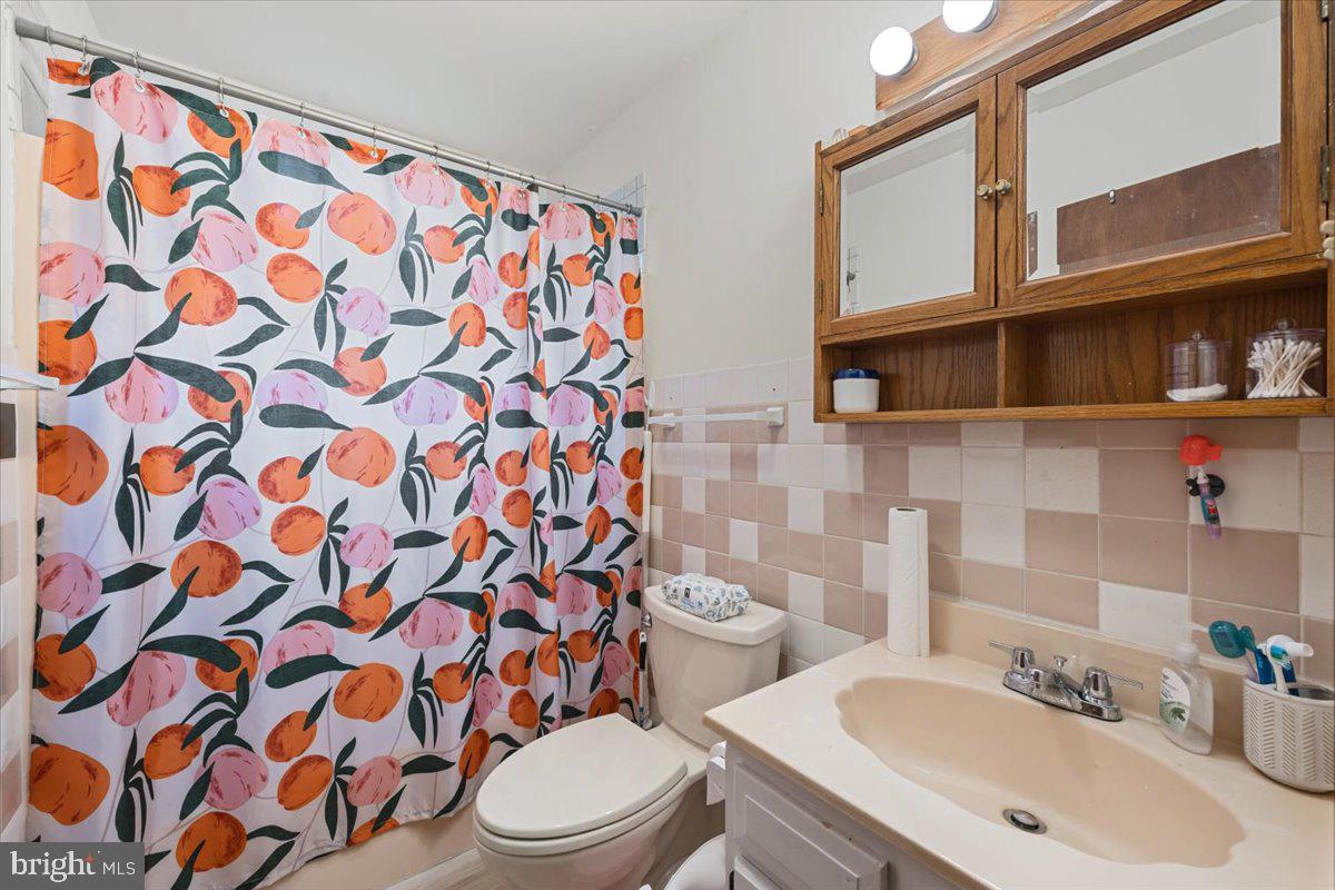 POCONO FARMS EAST - Residential