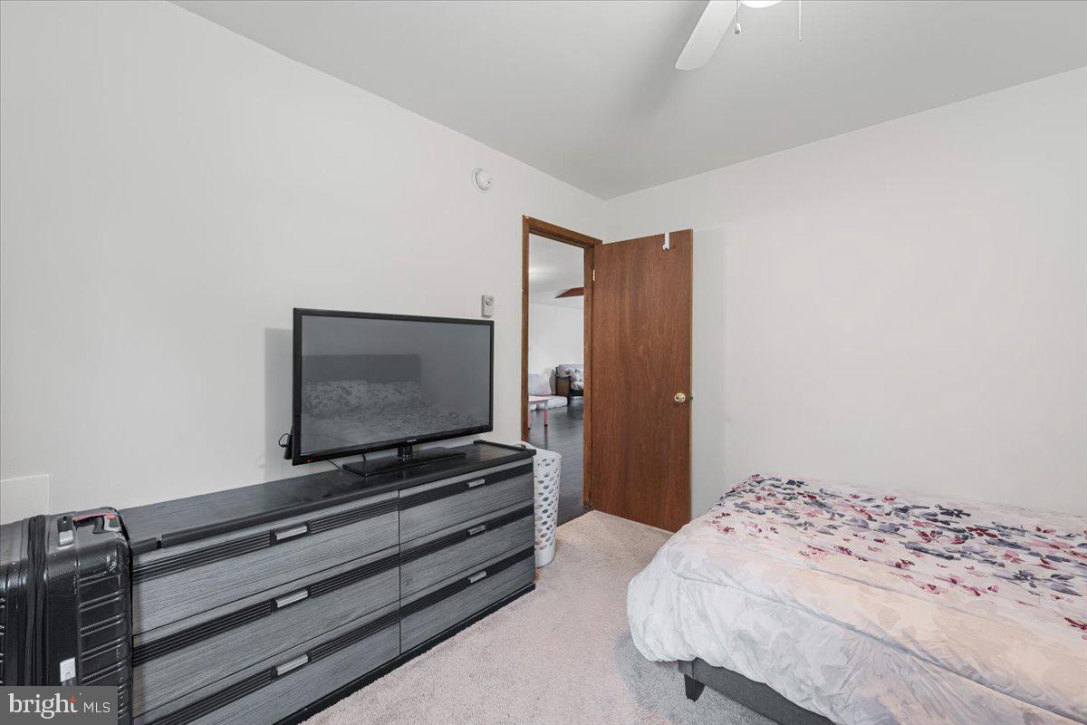 POCONO FARMS EAST - Residential