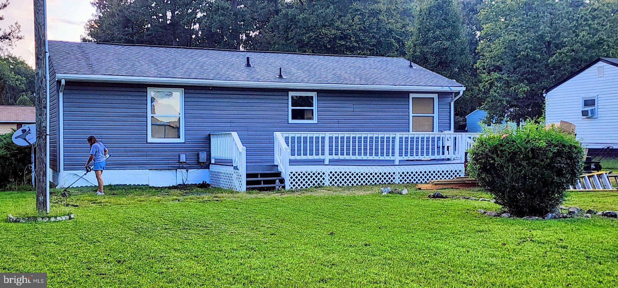 2511 EDGEWOOD DRIVE