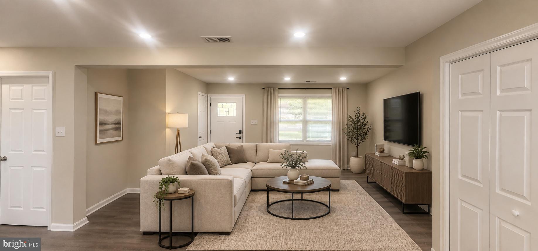 2511 EDGEWOOD DRIVE