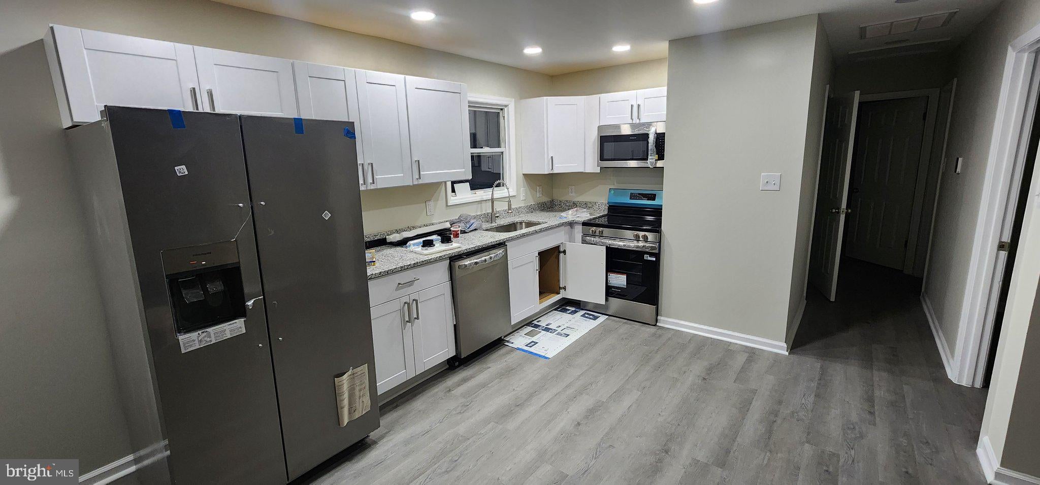 2511 EDGEWOOD DRIVE
