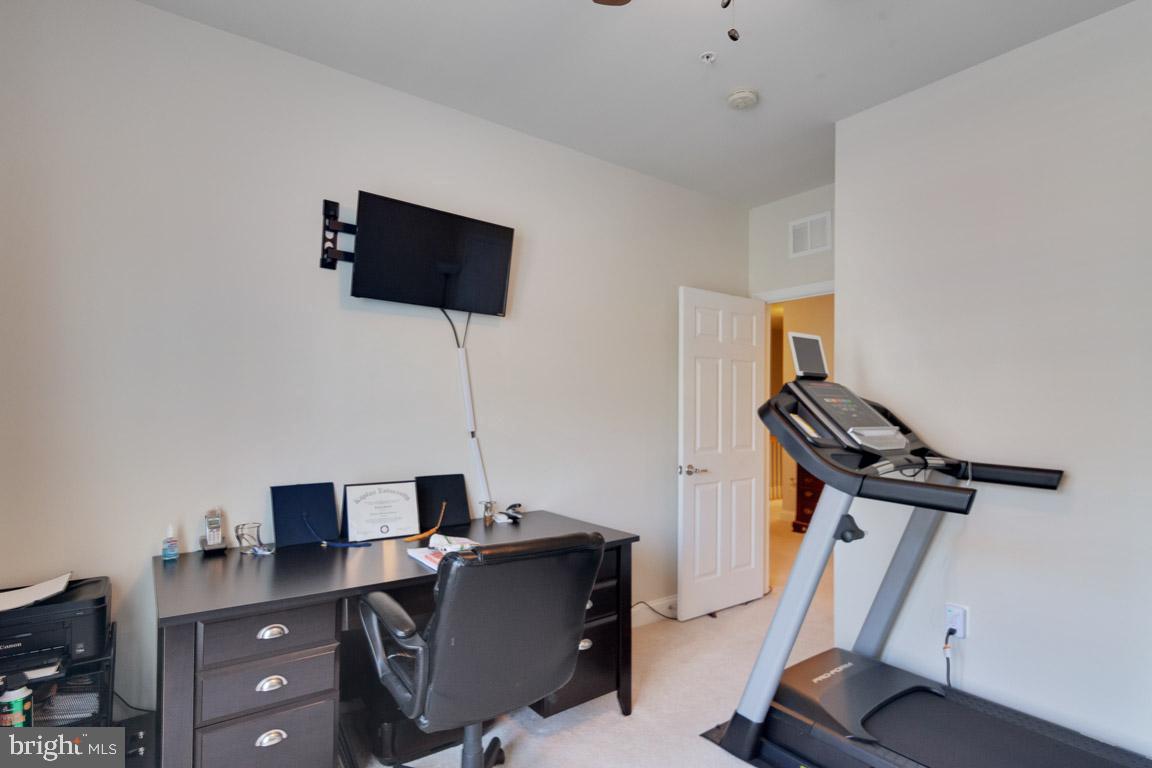 POTOMAC CLUB - Residential