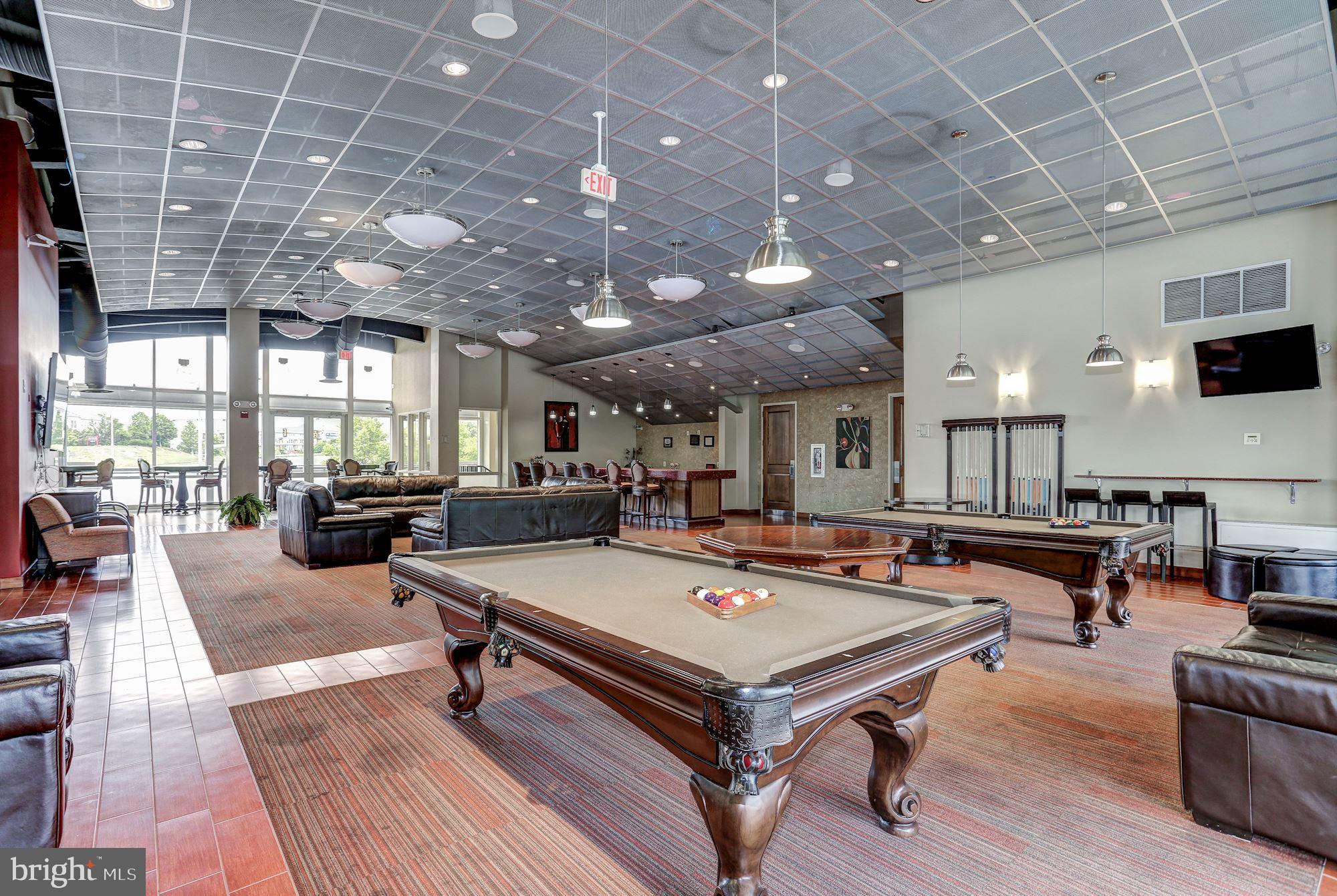 POTOMAC CLUB - Residential