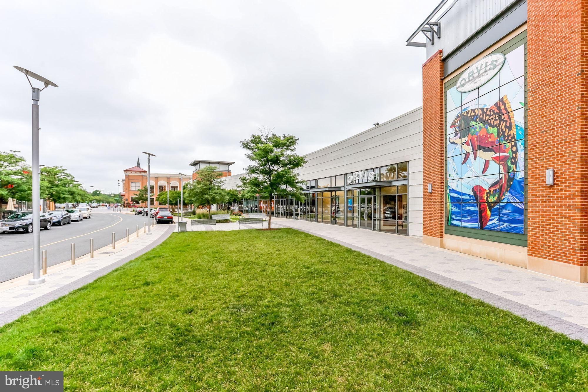 POTOMAC CLUB - Residential