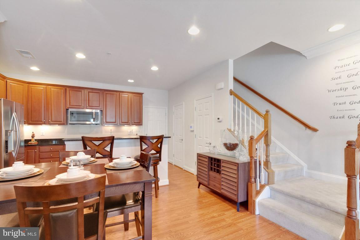 POTOMAC CLUB - Residential