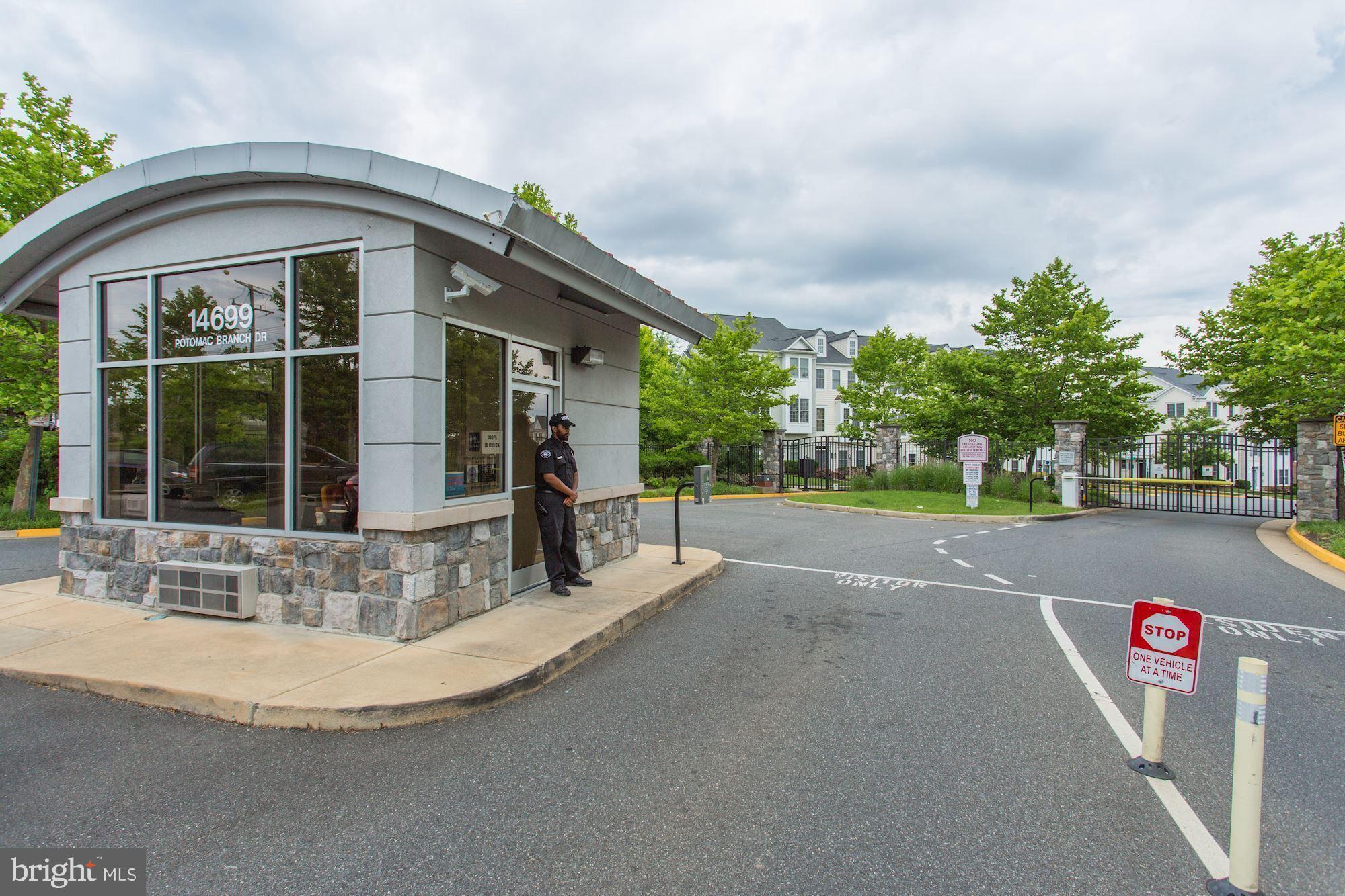 POTOMAC CLUB - Residential