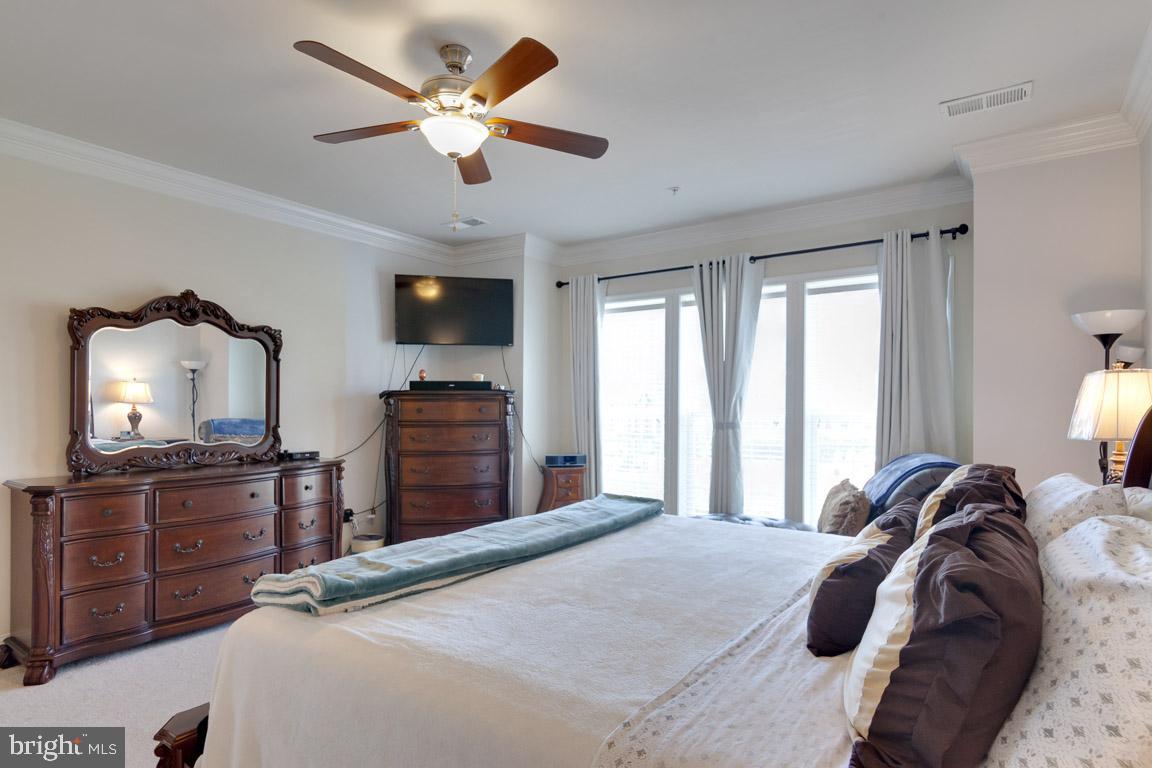 POTOMAC CLUB - Residential