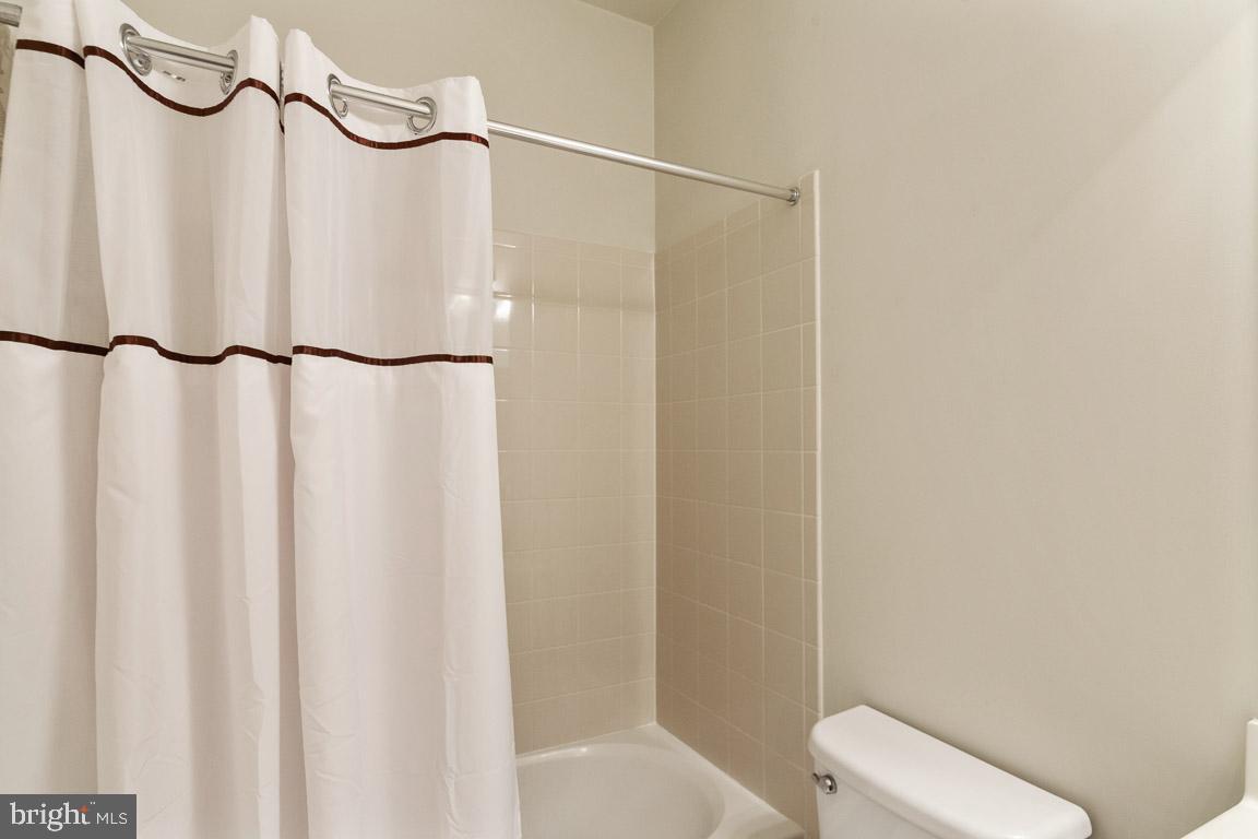 POTOMAC CLUB - Residential