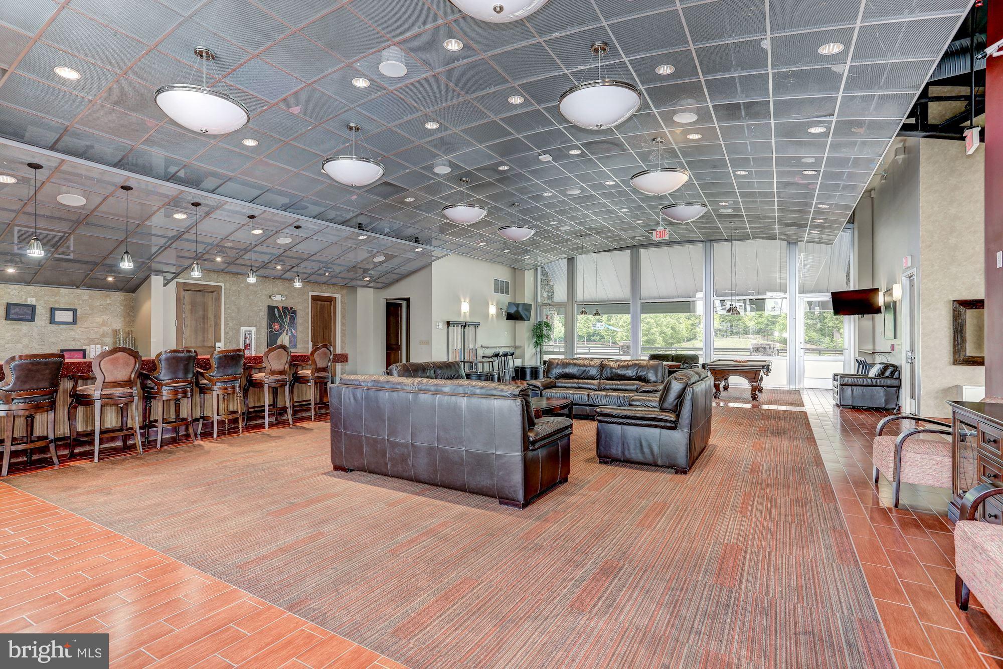 POTOMAC CLUB - Residential