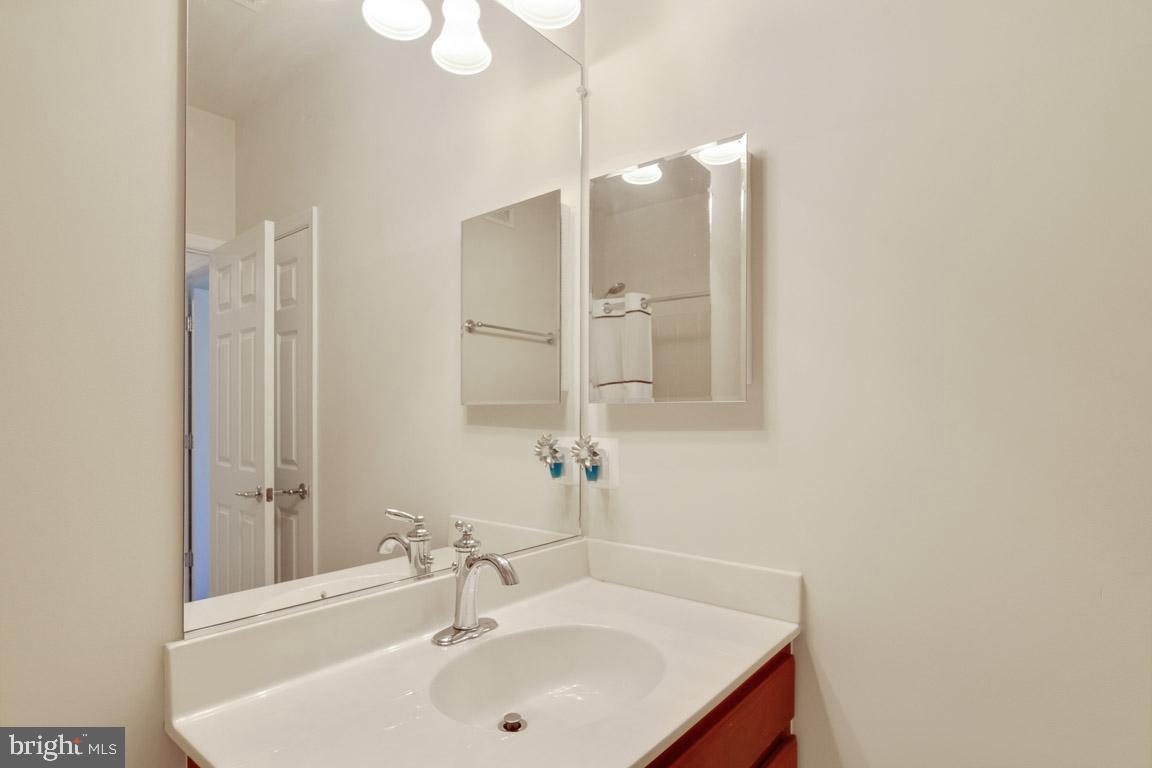 POTOMAC CLUB - Residential