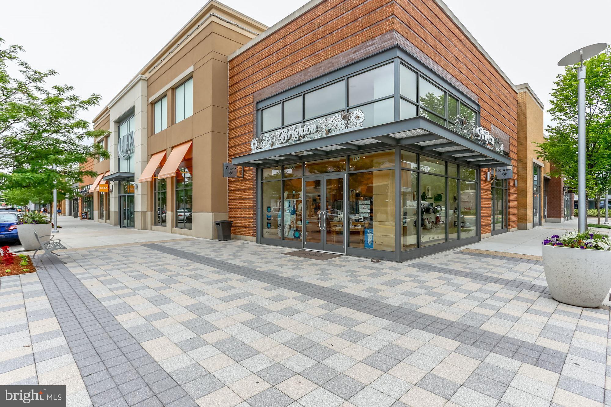 POTOMAC CLUB - Residential