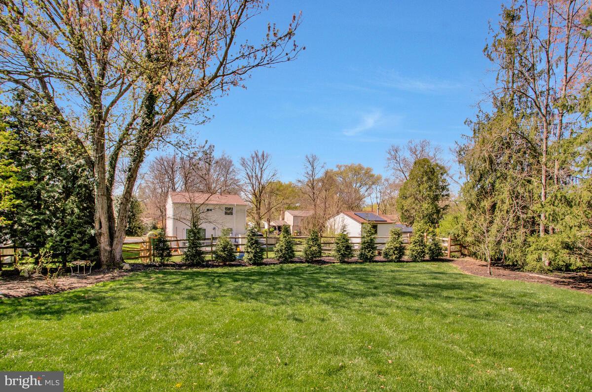 VILLAGE OF LONG REACH - Residential