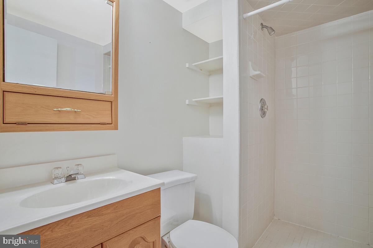 VILLAGE OF LONG REACH - Residential