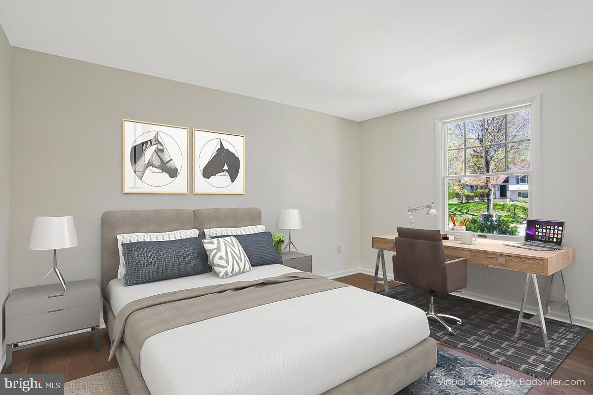 VILLAGE OF LONG REACH - Residential