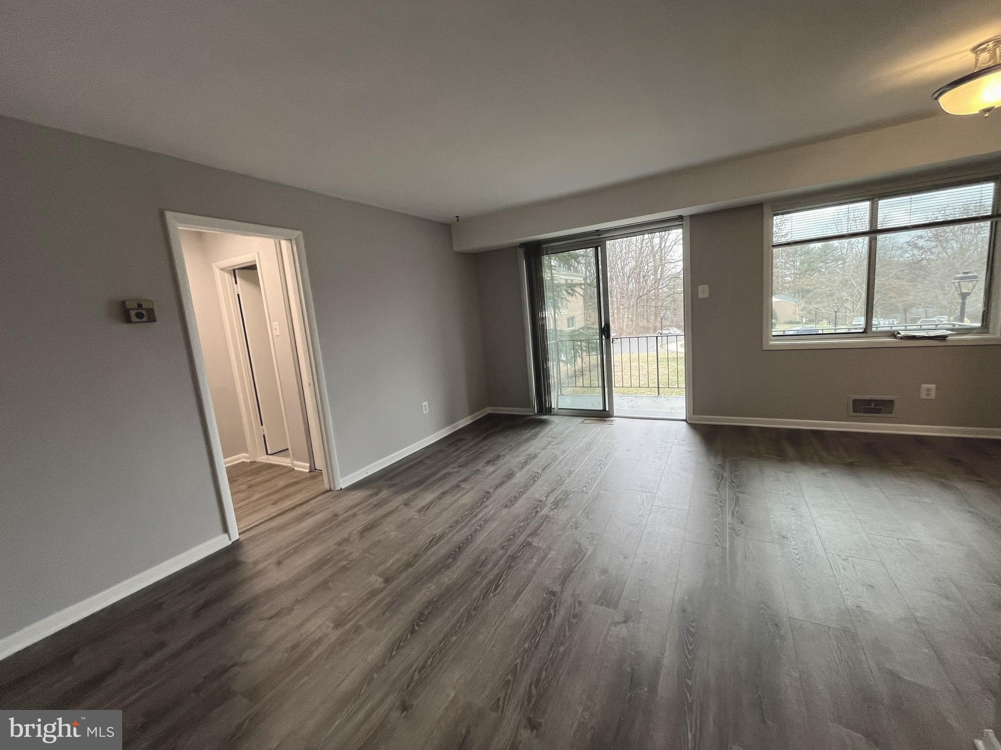 PARKSIDE CONDOMINIUMS - Residential Lease