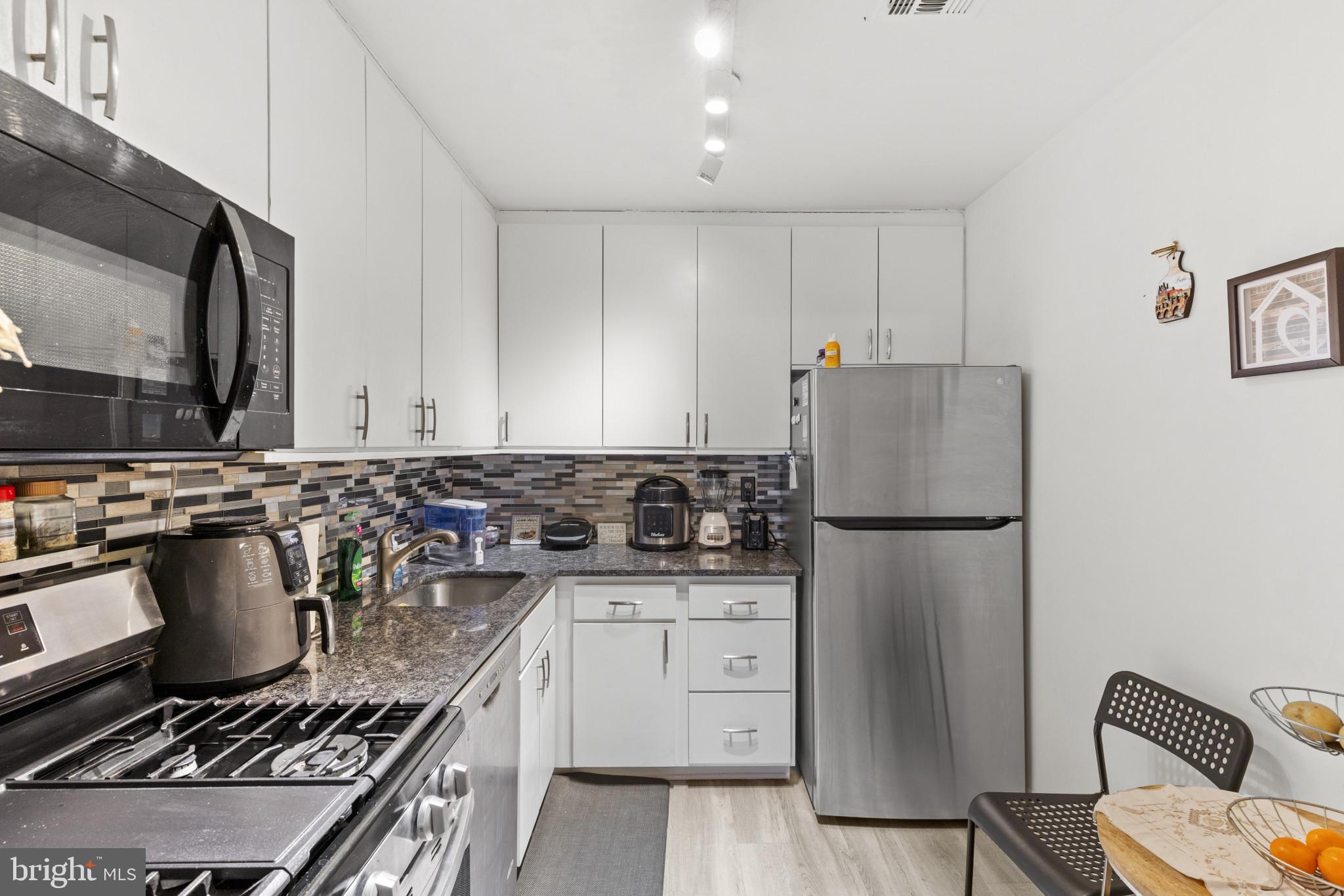 CROSS FOX - Residential