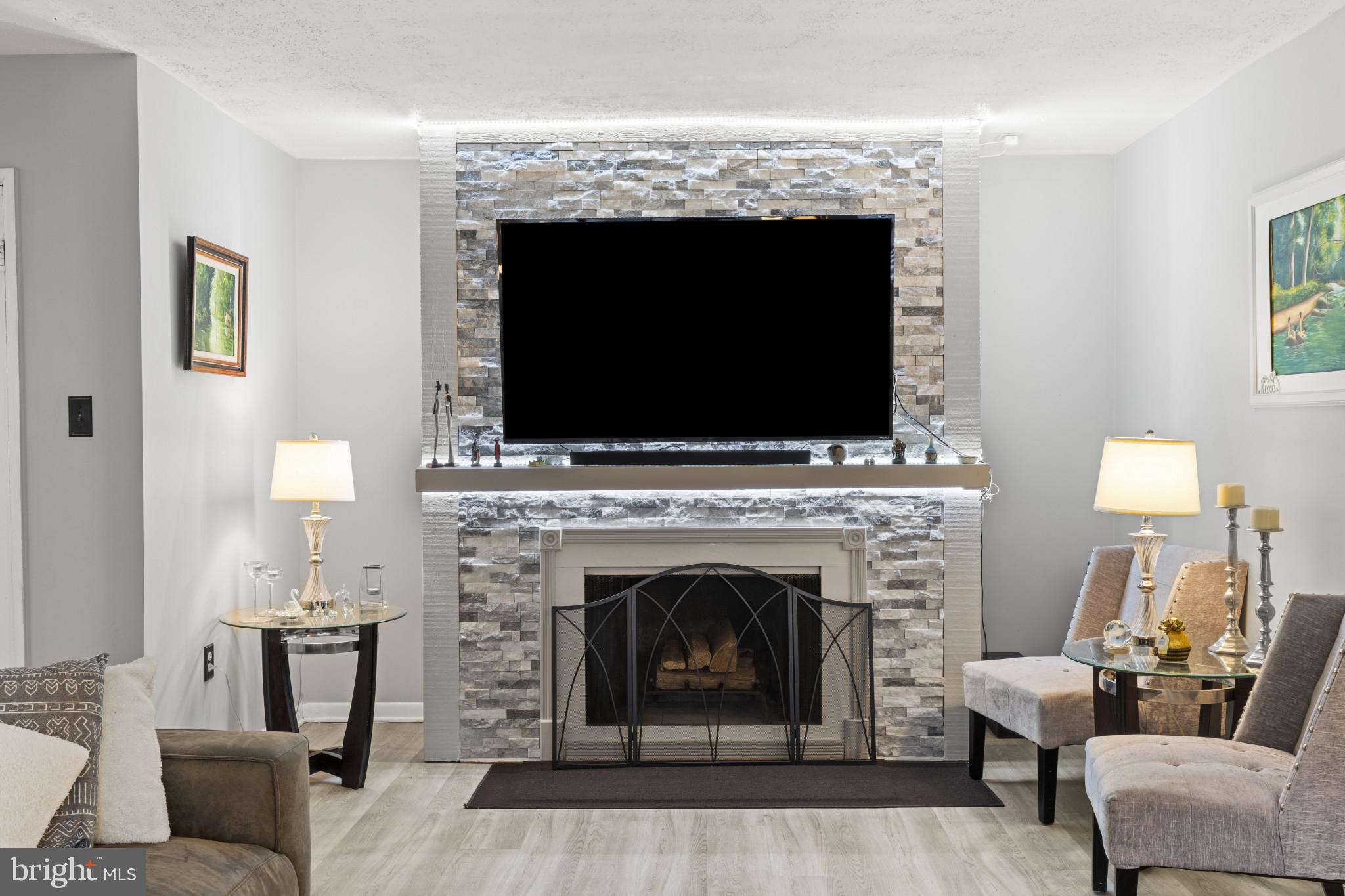 CROSS FOX - Residential