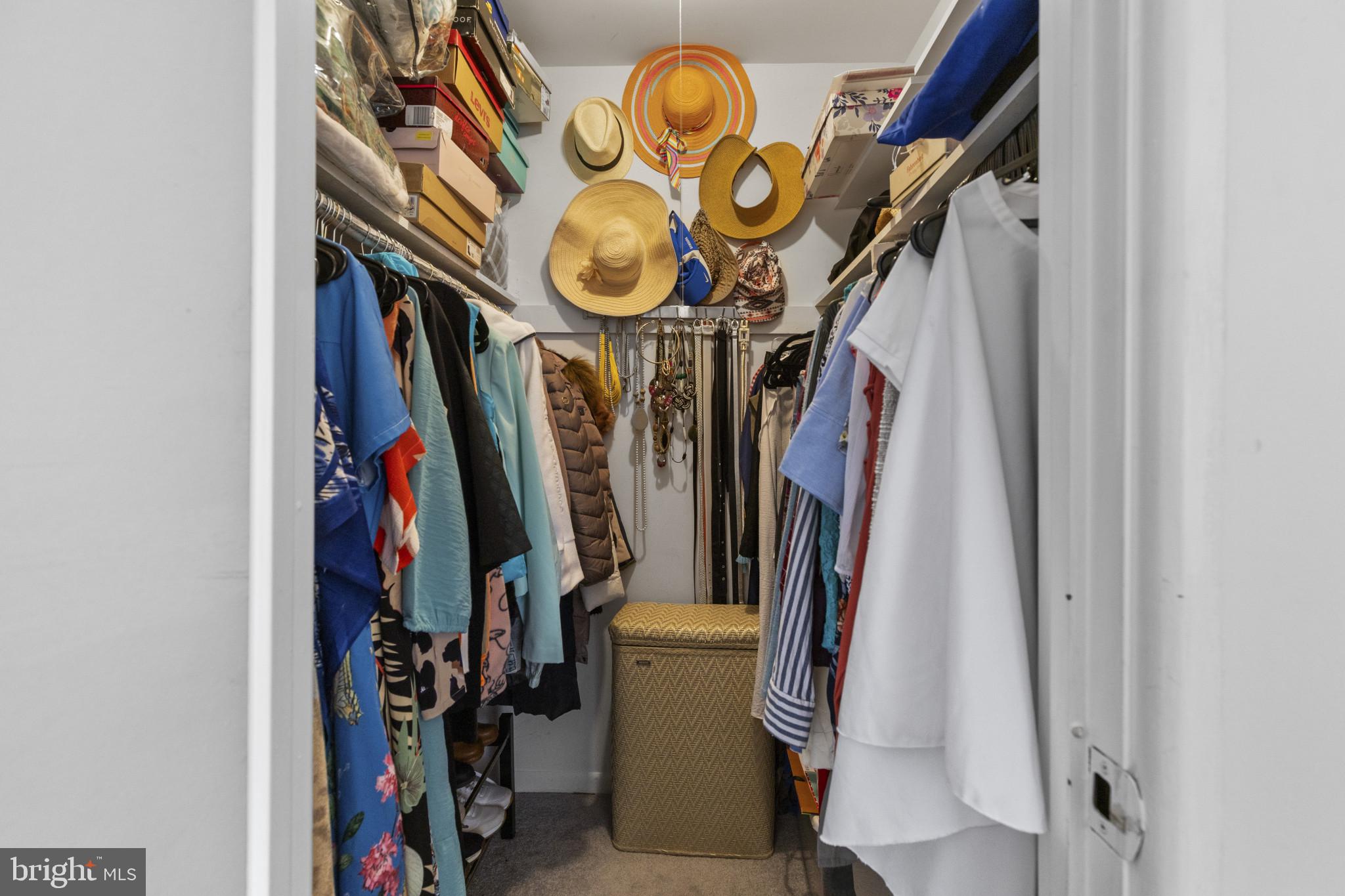 CROSS FOX - Residential