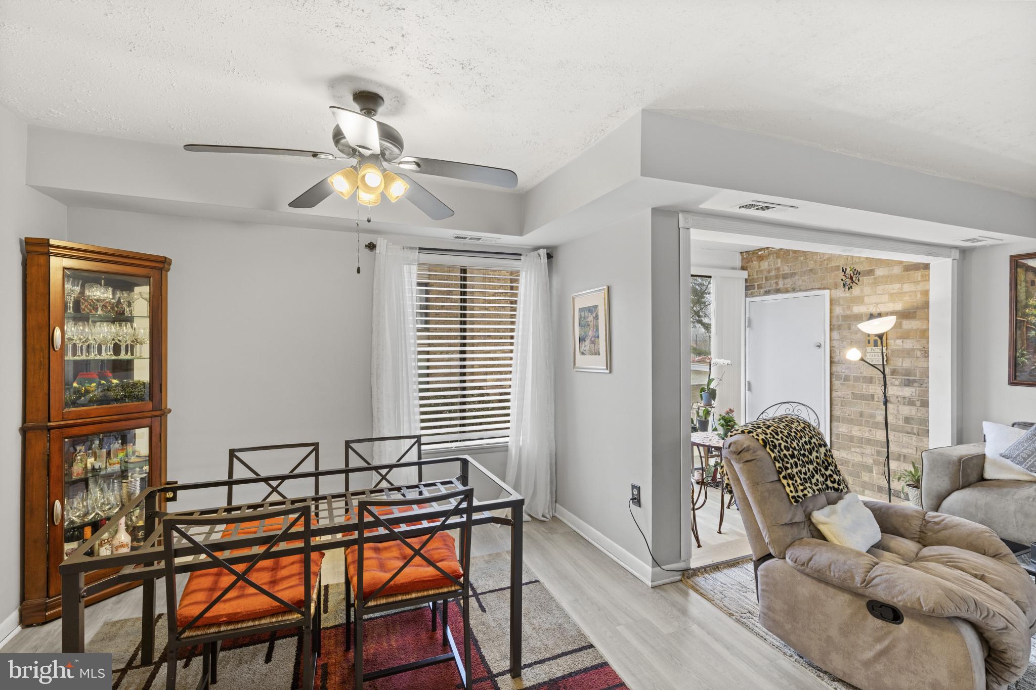 CROSS FOX - Residential