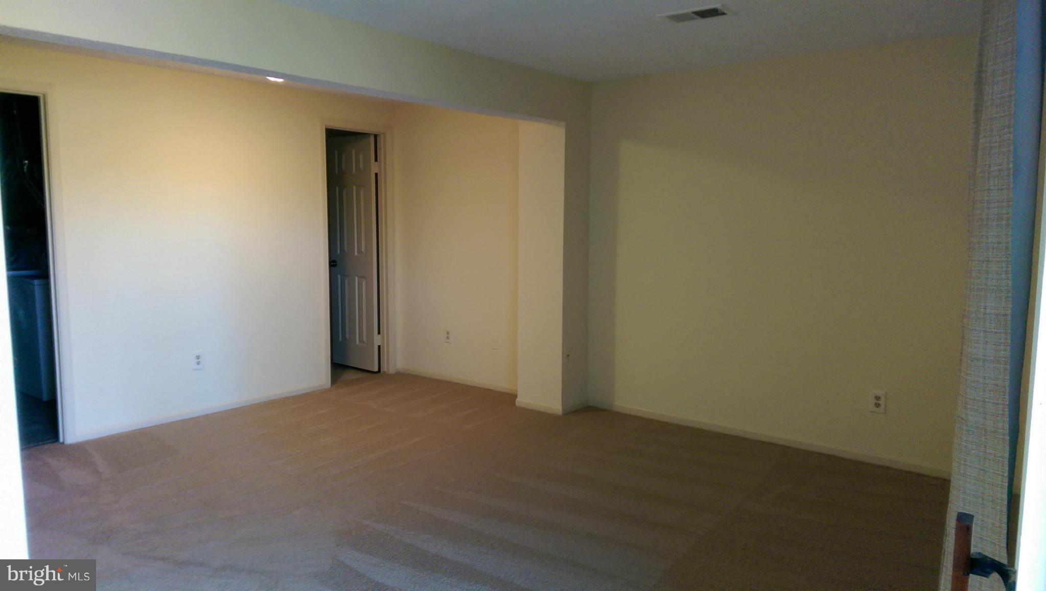 RESTON - Residential Lease