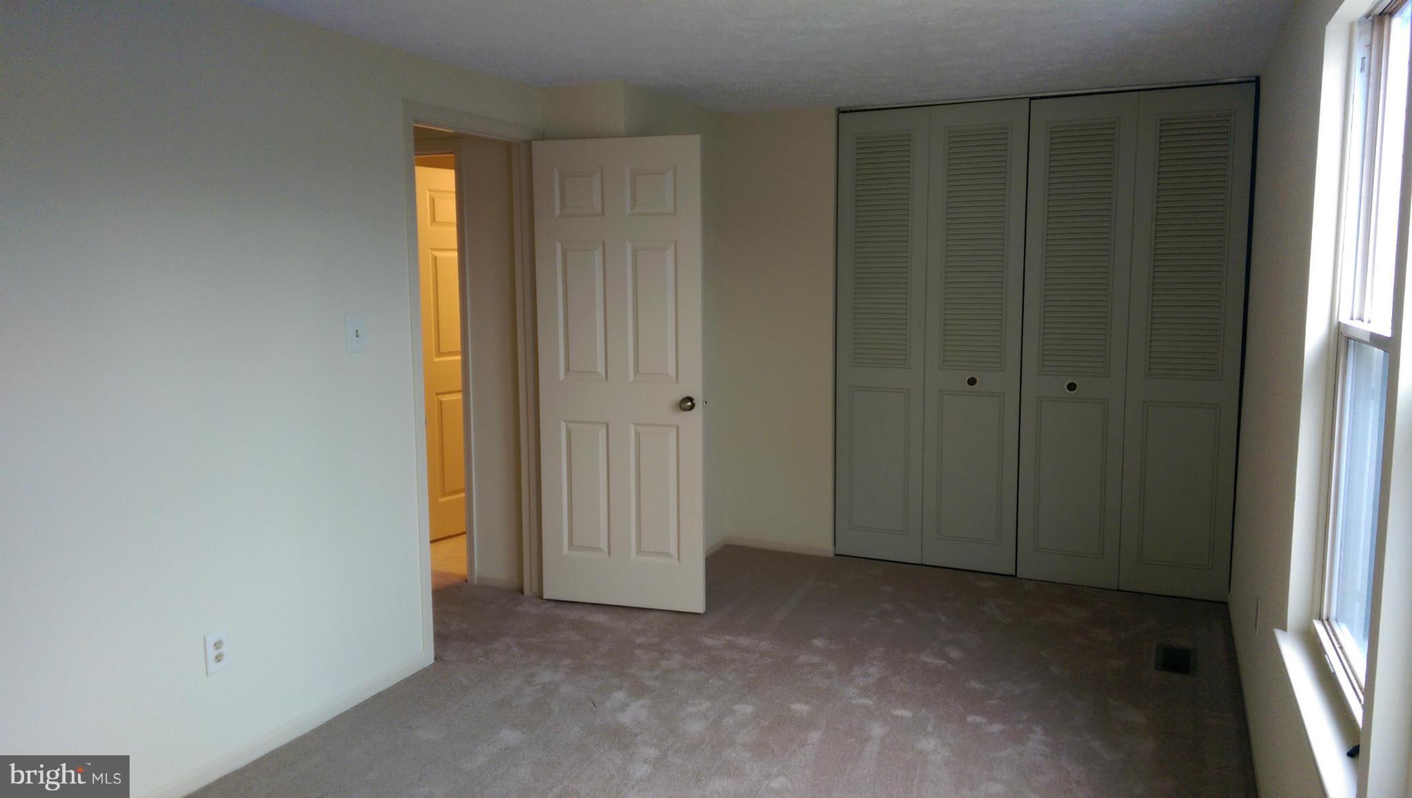 RESTON - Residential Lease