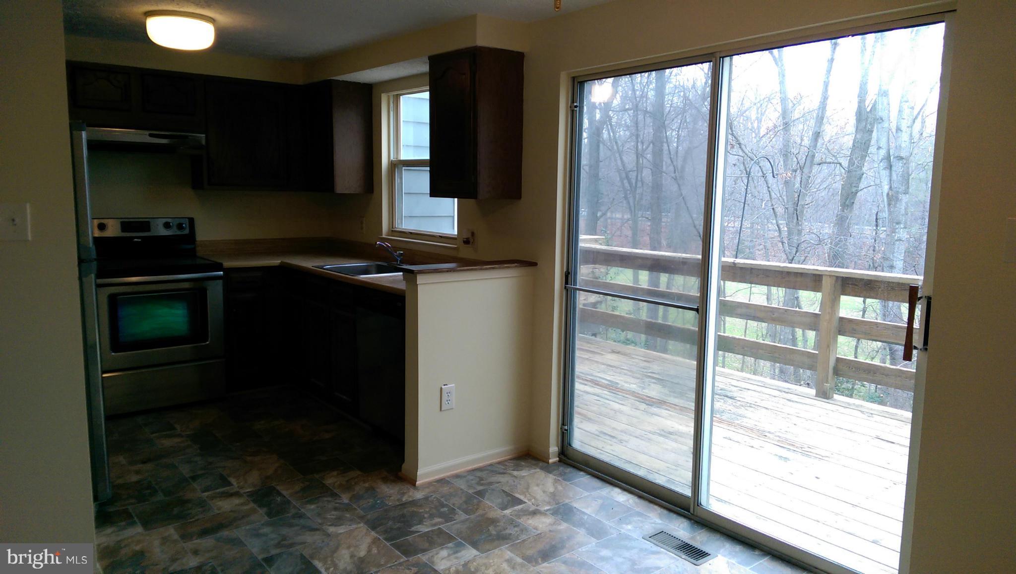 RESTON - Residential Lease