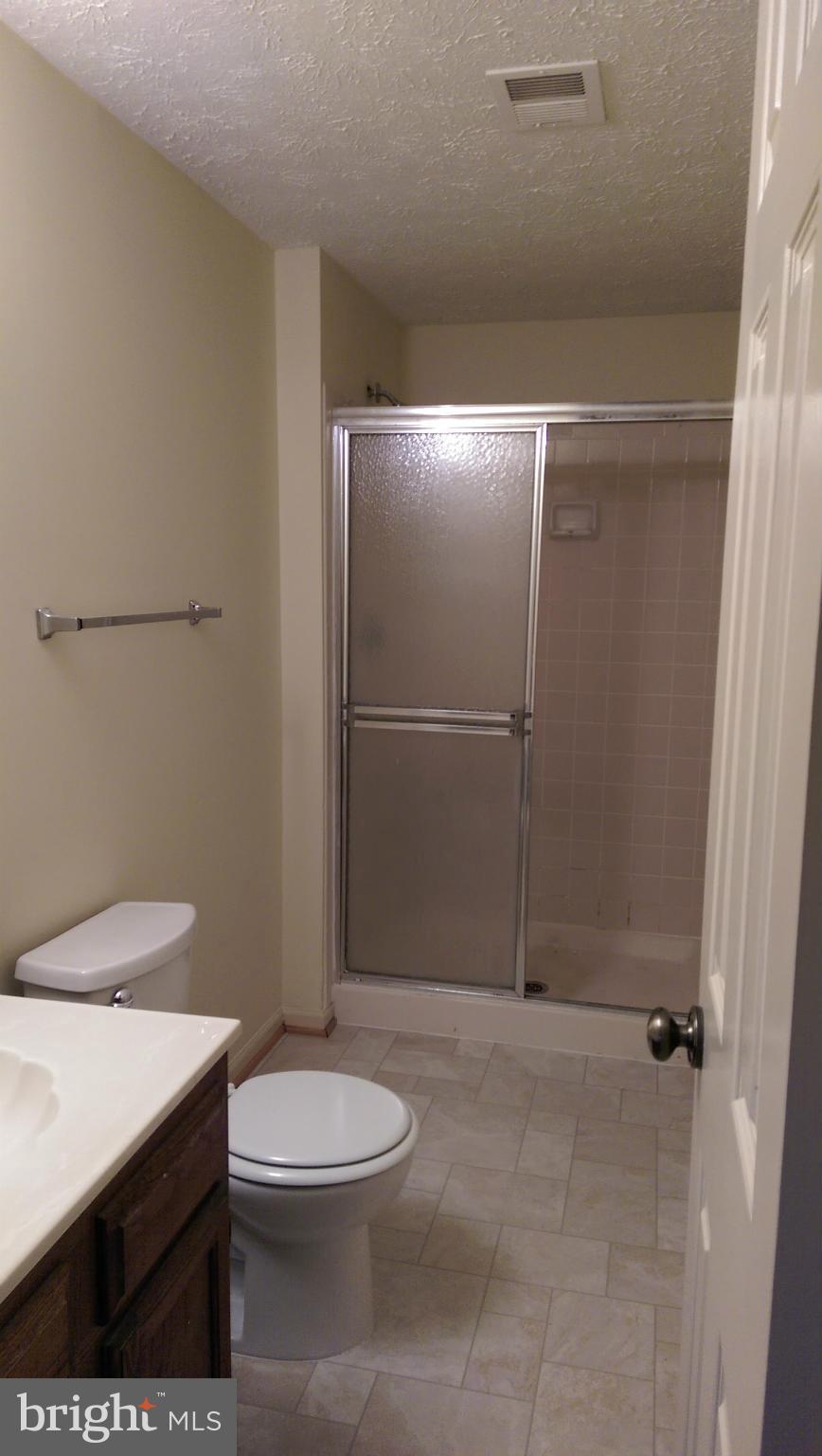 RESTON - Residential Lease